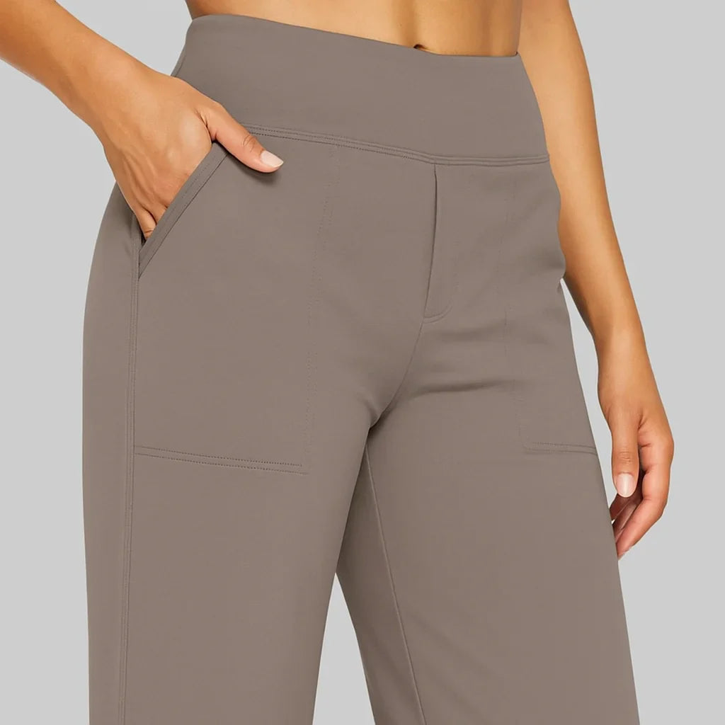 Klara | le pantalon stretch confortable pour chaque femme